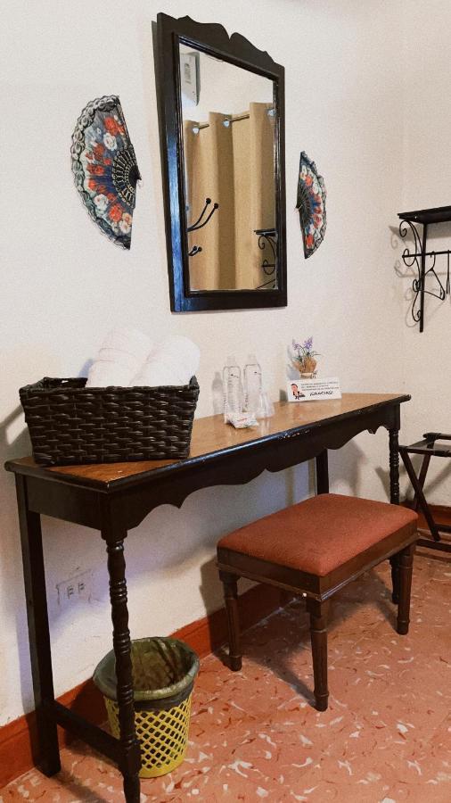 Hostal La Espanola Parras Parras de la Fuente Esterno foto